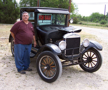 T Fords of Texas Member Buddy Holcomb